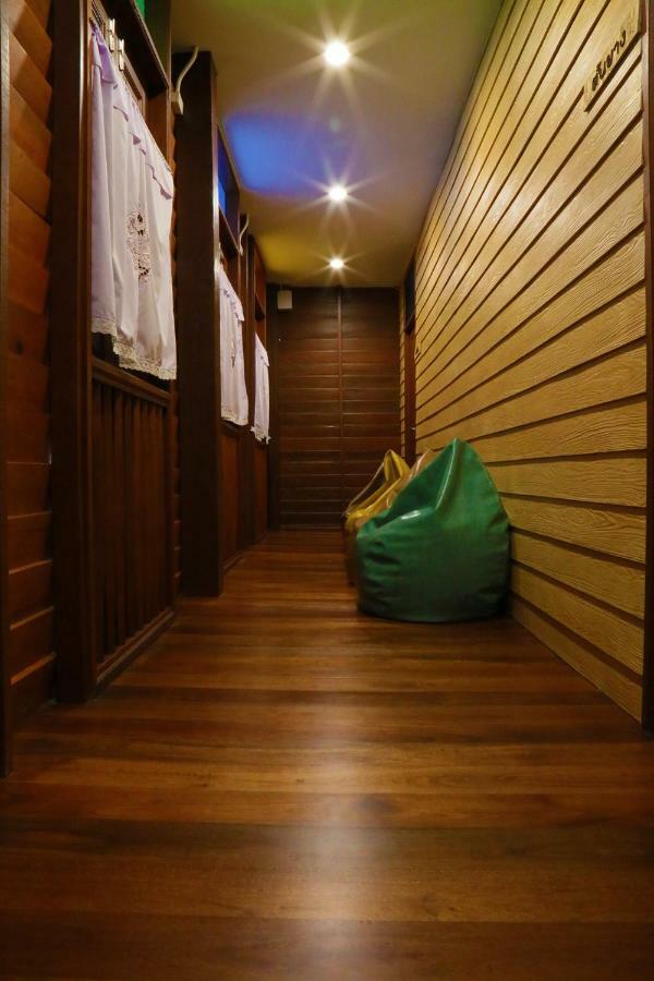 Bansoi 1 & Alley One Cafe Trang Esterno foto